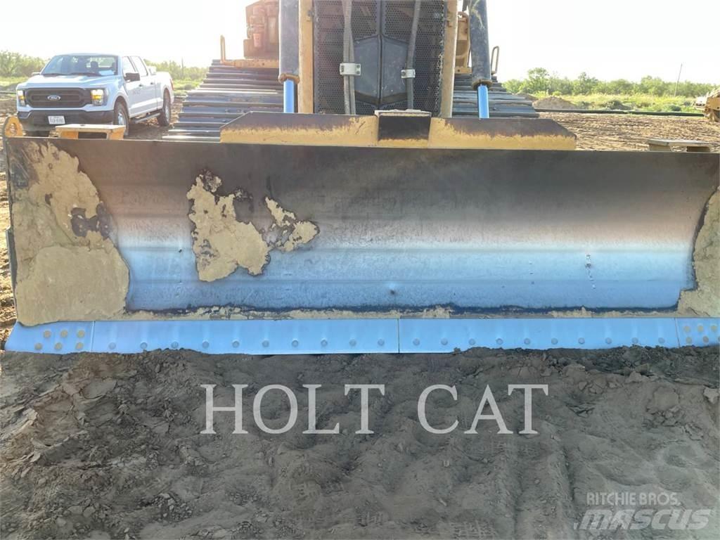 CAT D6T بلدوزرات مجنزرة