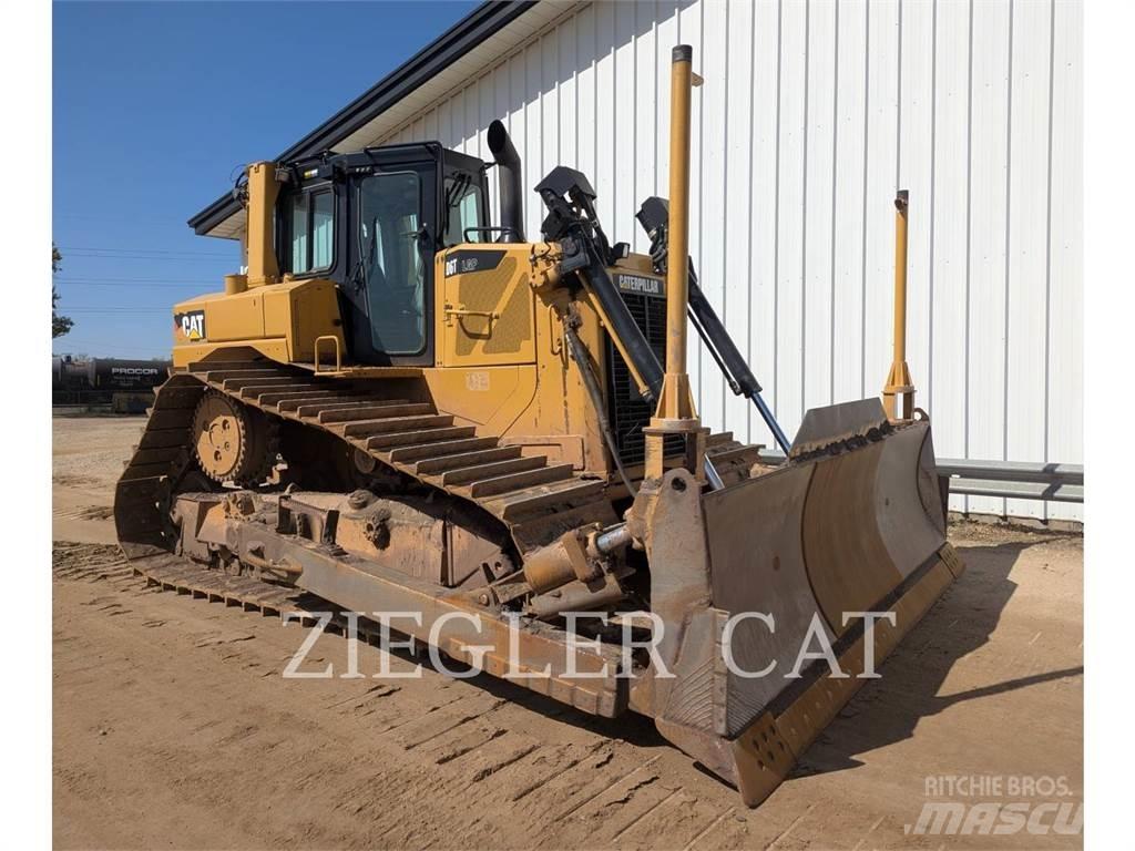 CAT D6T بلدوزرات مجنزرة
