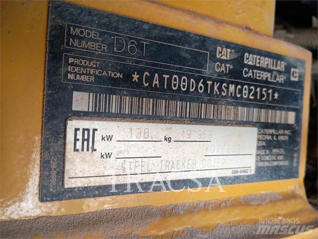 CAT D6T بلدوزرات مجنزرة
