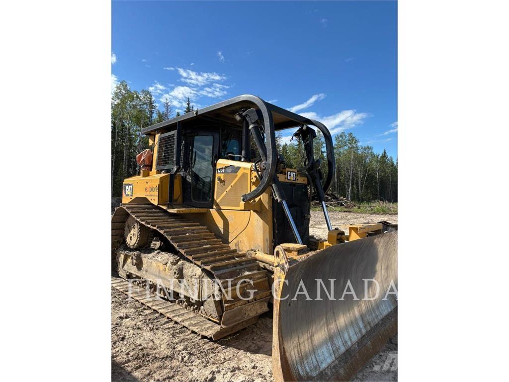 CAT D6T بلدوزرات مجنزرة