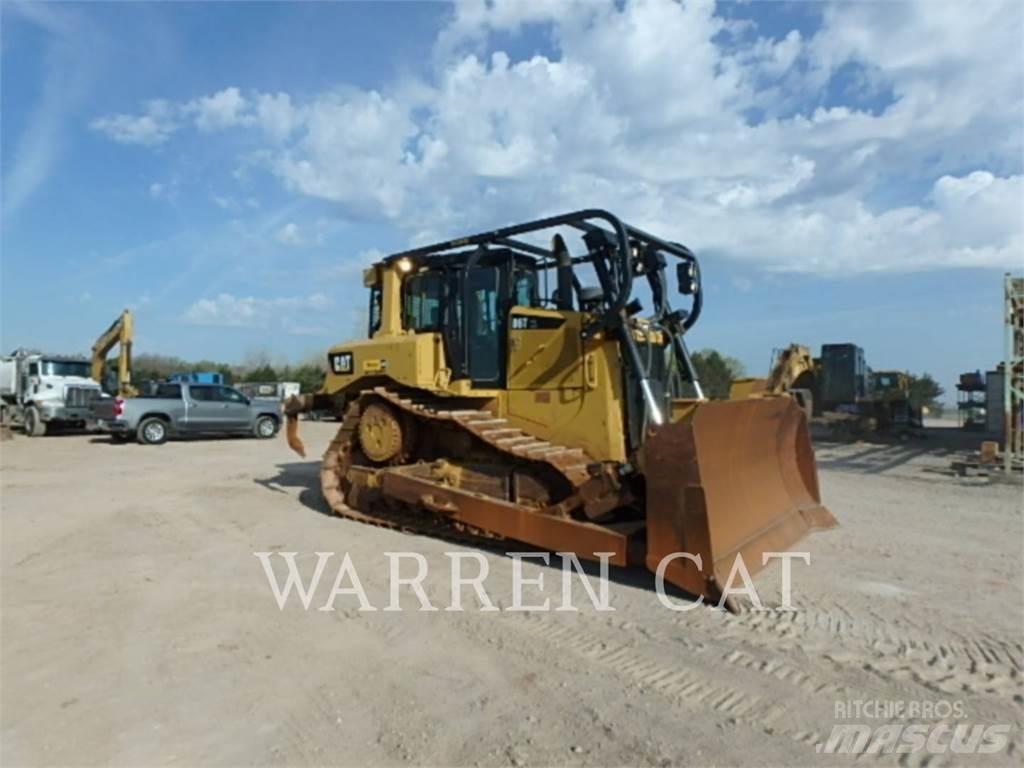 CAT D6T 4XLARO بلدوزرات مجنزرة
