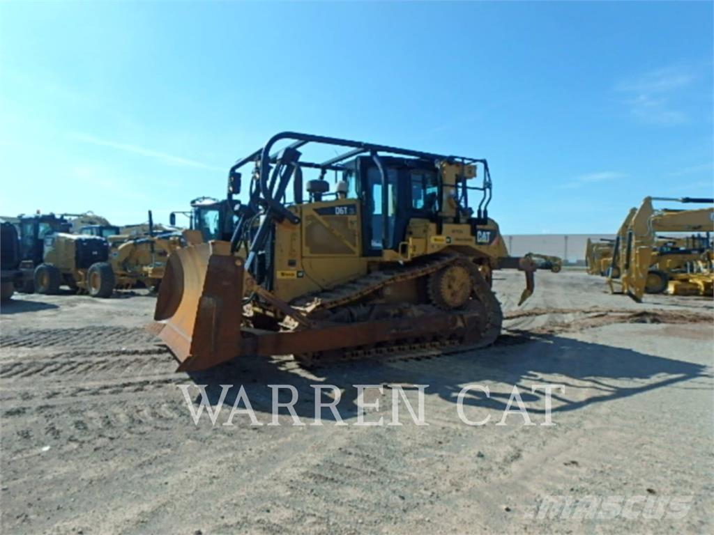 CAT D6T 4XLARO بلدوزرات مجنزرة