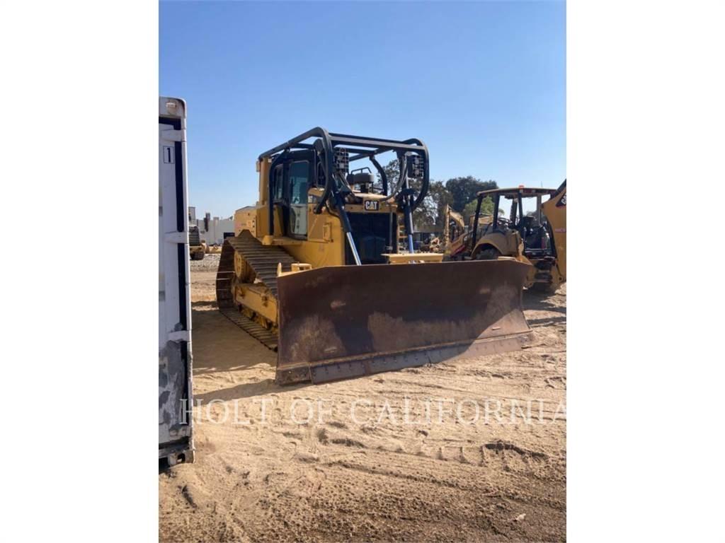 CAT D6T LGP بلدوزرات مجنزرة