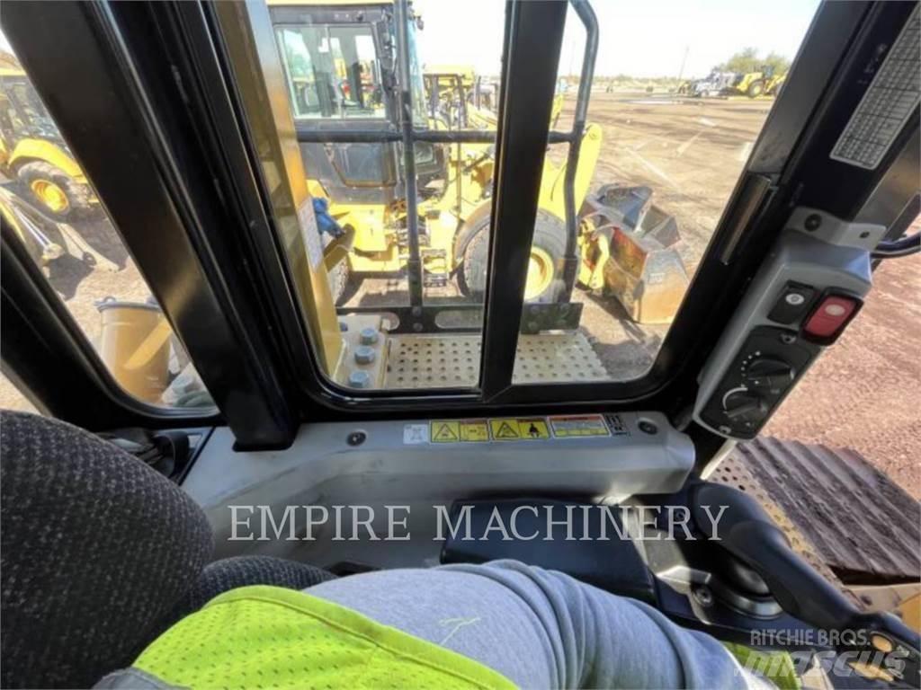 CAT D6T LGP بلدوزرات مجنزرة