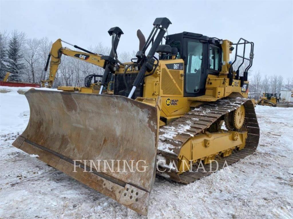 CAT D6T LGP بلدوزرات مجنزرة