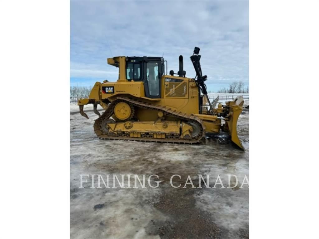 CAT D6T LGP بلدوزرات مجنزرة