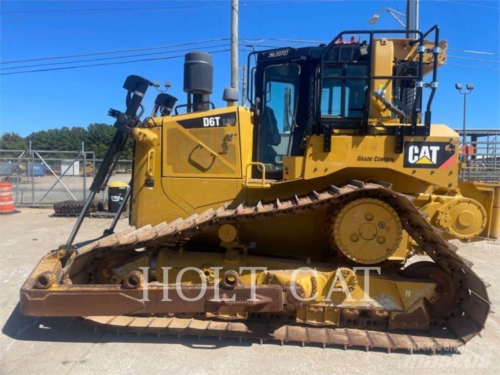 CAT D6T LGP بلدوزرات مجنزرة