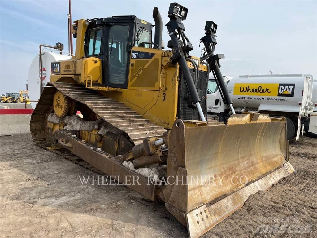 CAT D6T LGP S بلدوزرات مجنزرة