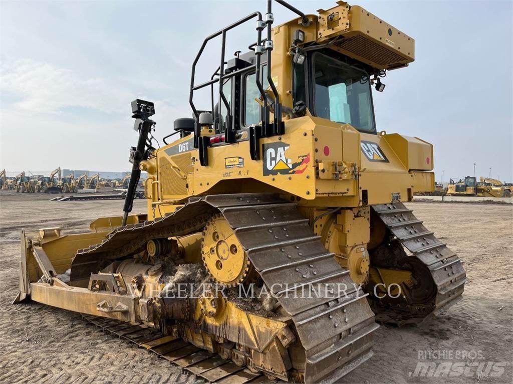 CAT D6T LGP S بلدوزرات مجنزرة