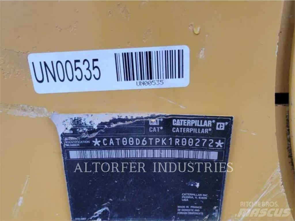 CAT D6T LGPPAT بلدوزرات مجنزرة
