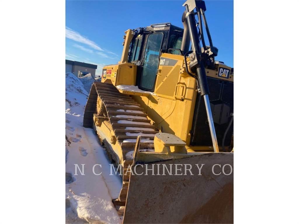 CAT D6T LGPVP بلدوزرات مجنزرة
