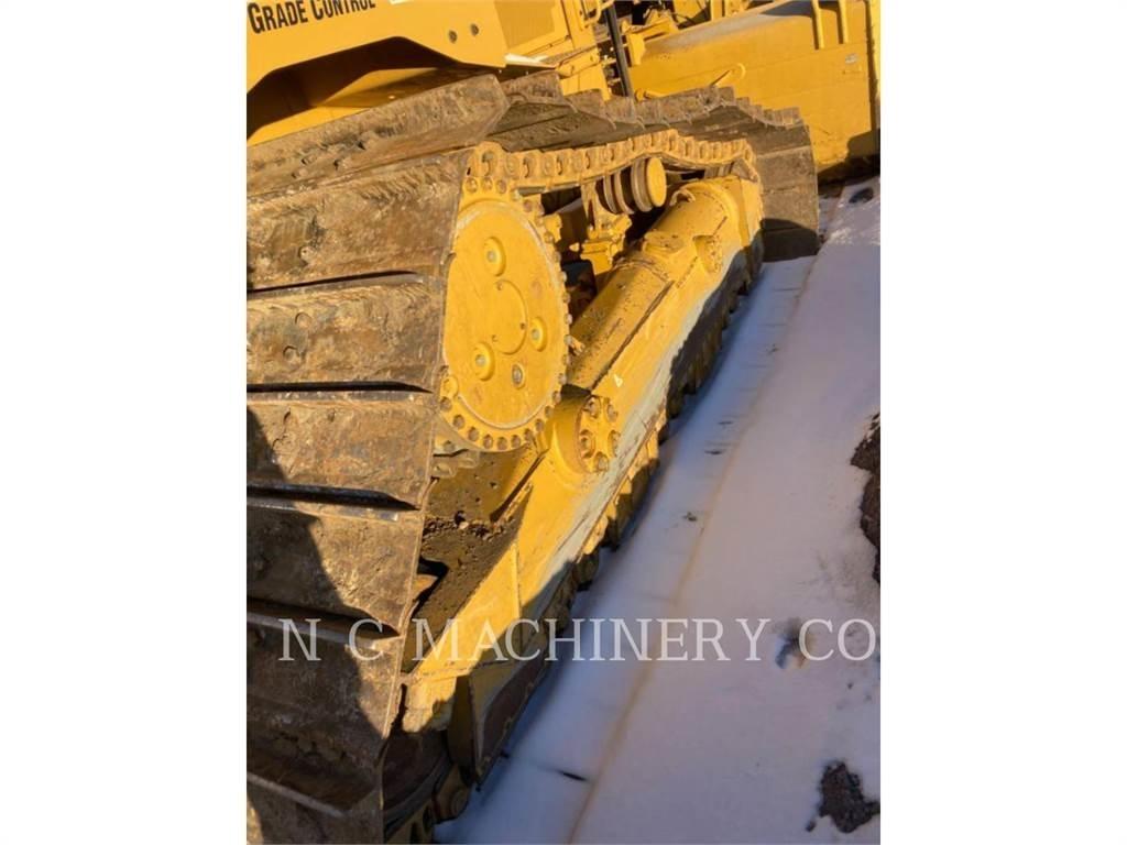 CAT D6T LGPVP بلدوزرات مجنزرة