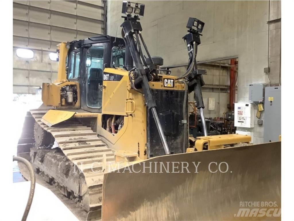 CAT D6T LGPVP بلدوزرات مجنزرة