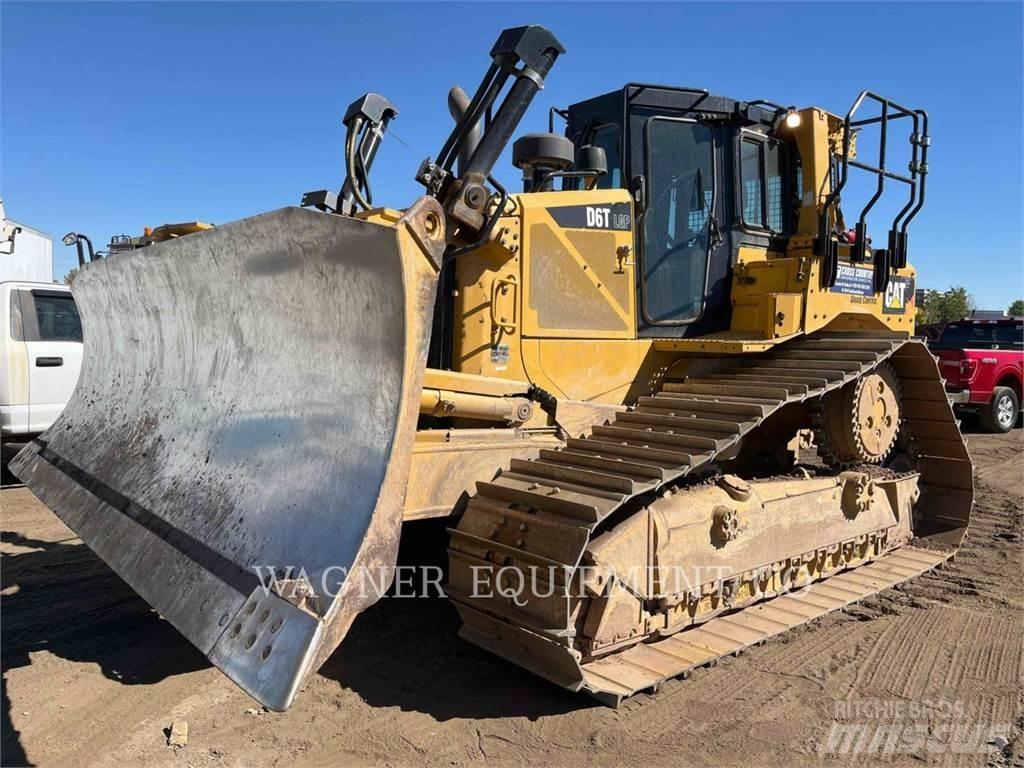 CAT D6T LGPVPT بلدوزرات مجنزرة