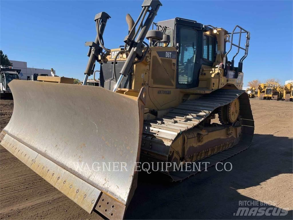 CAT D6T LGPVPT بلدوزرات مجنزرة