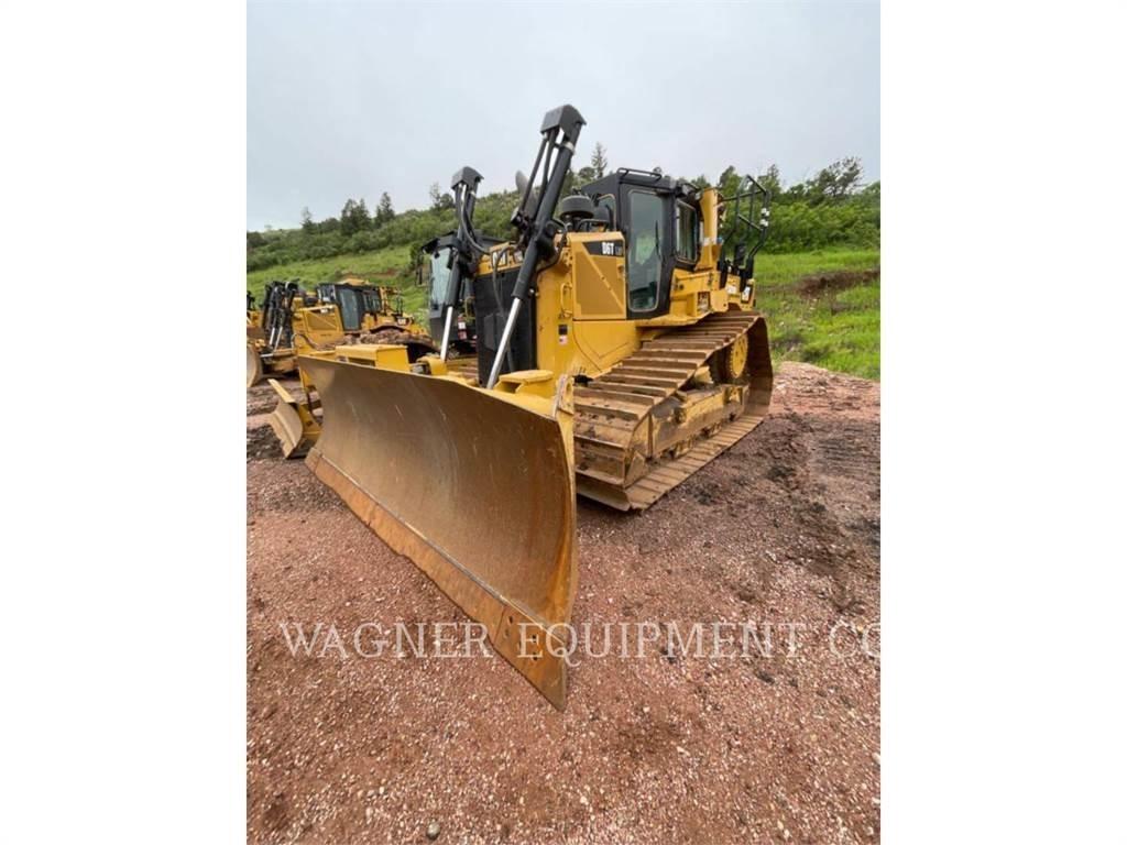 CAT D6T LGPVPT بلدوزرات مجنزرة