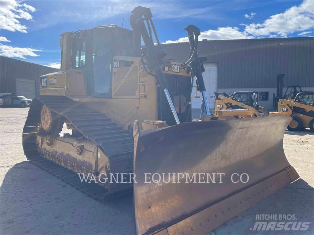 CAT D6T LGPVPT بلدوزرات مجنزرة