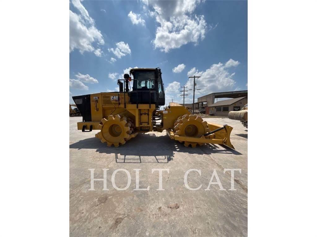 CAT D6T XW بلدوزرات مجنزرة
