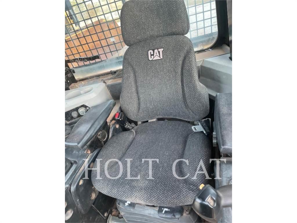 CAT D6T XWVPWI بلدوزرات مجنزرة