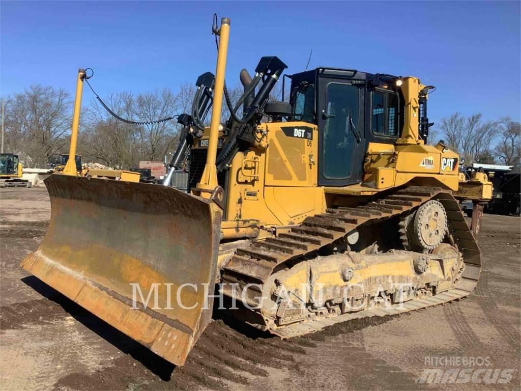 CAT D6TL بلدوزرات مجنزرة