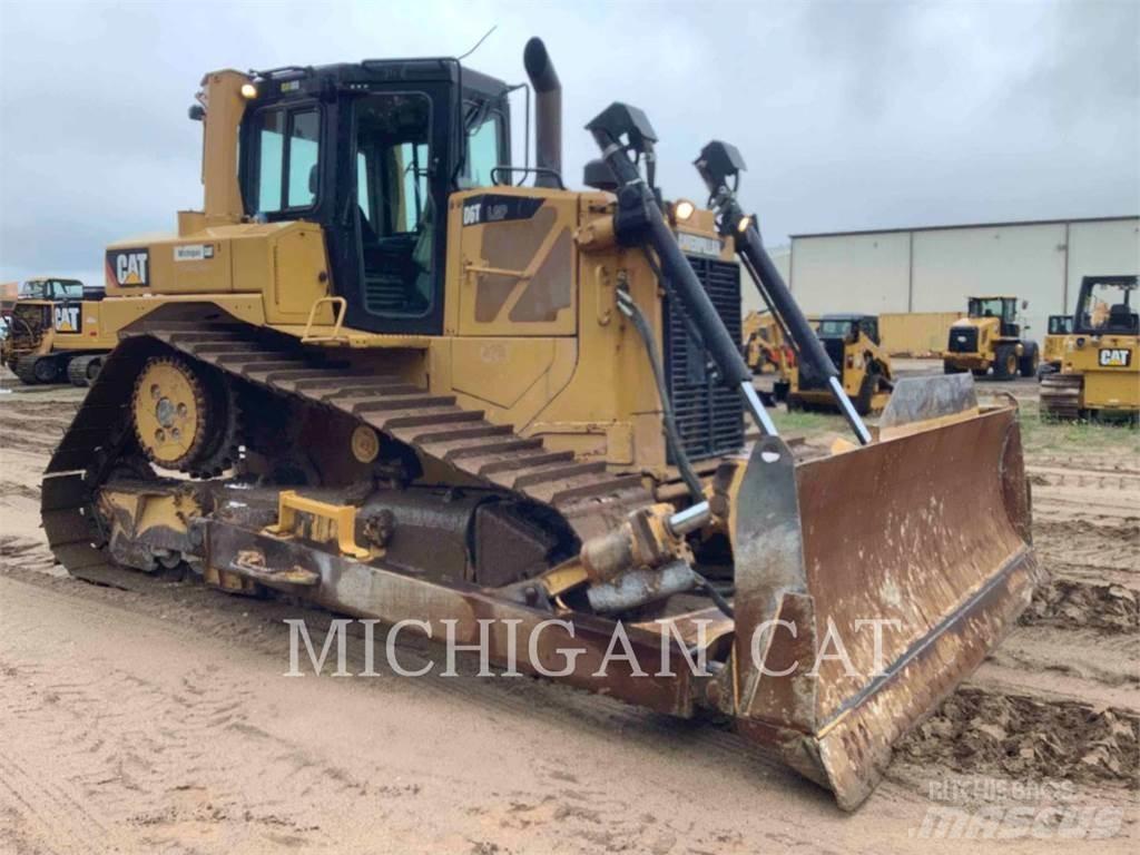 CAT D6TL AZ2 بلدوزرات مجنزرة