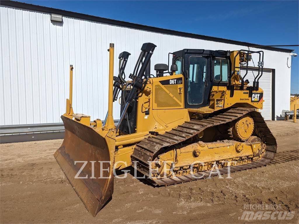 CAT D6TLGP بلدوزرات مجنزرة