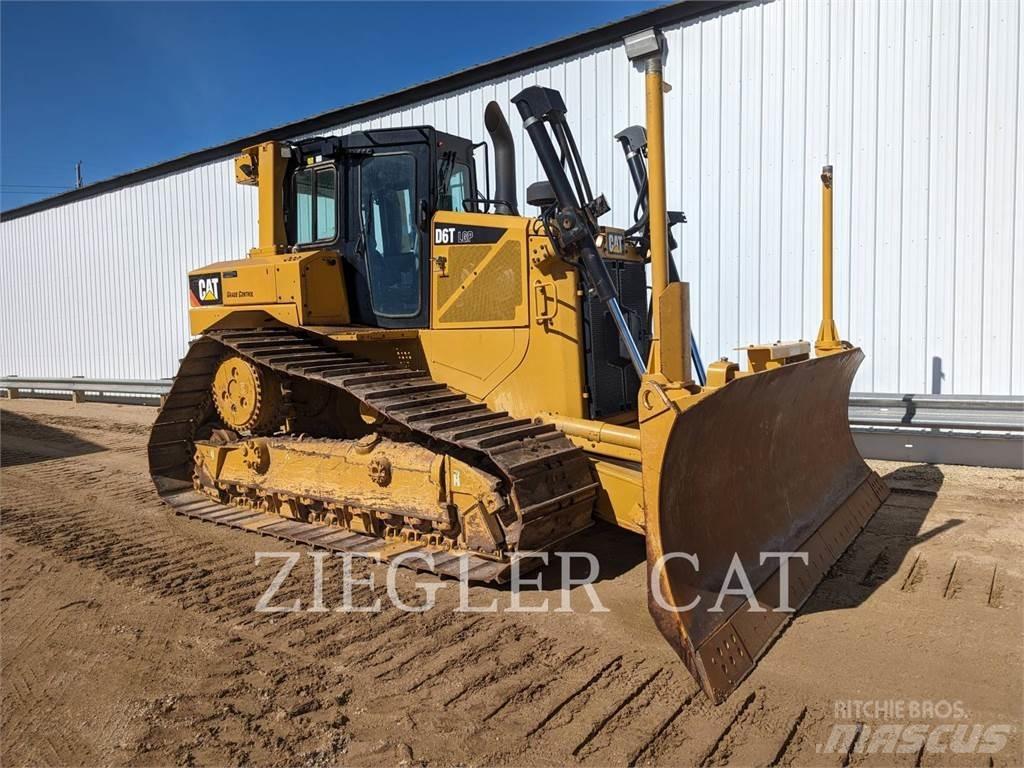 CAT D6TLGP بلدوزرات مجنزرة