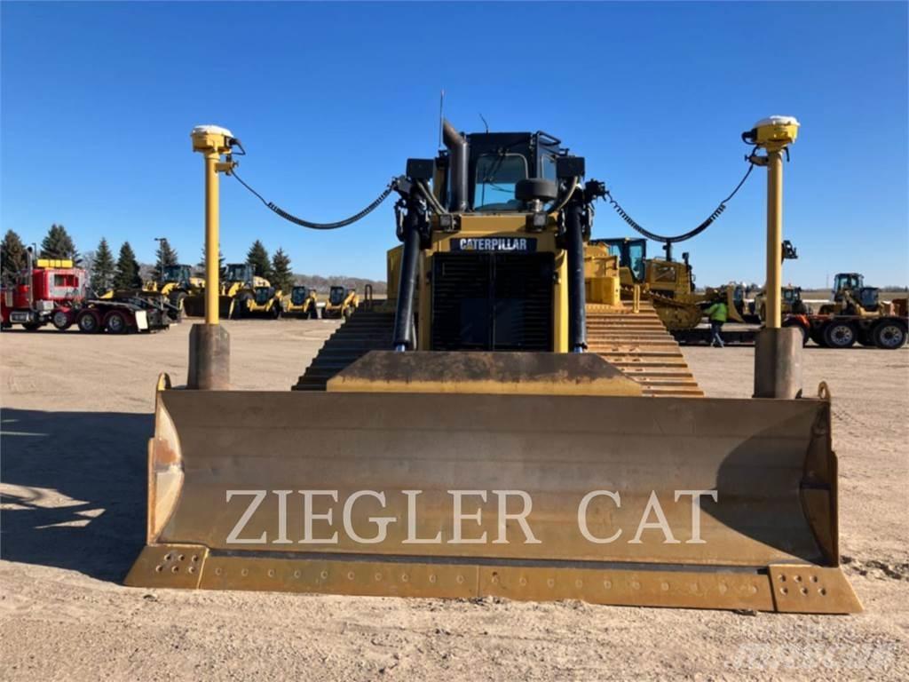 CAT D6TLGP بلدوزرات مجنزرة