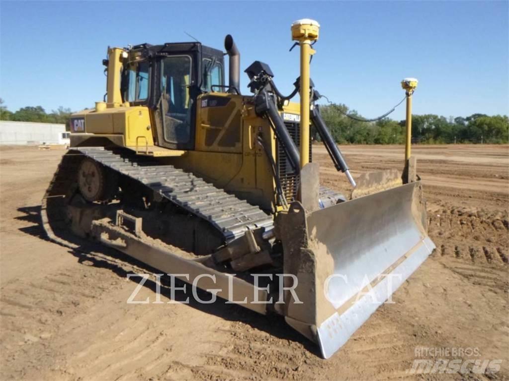 CAT D6TLGP بلدوزرات مجنزرة