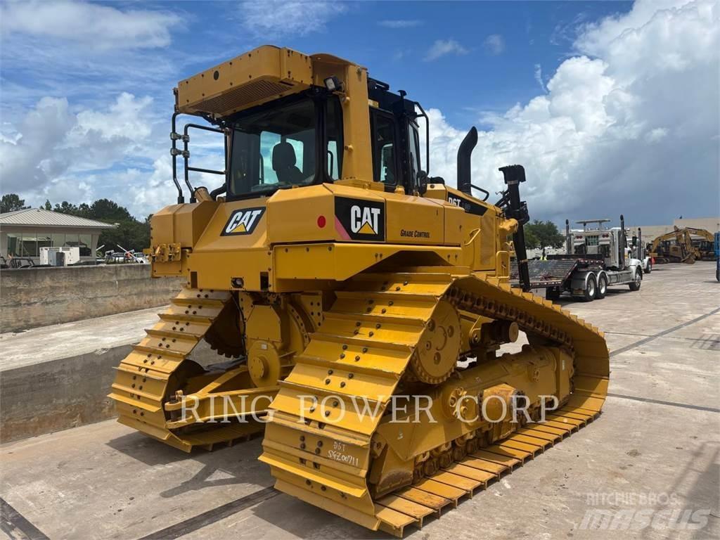 CAT D6TLGP بلدوزرات مجنزرة