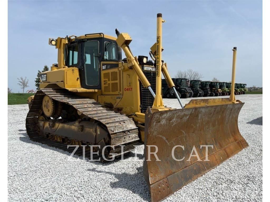CAT D6TLGPVP بلدوزرات مجنزرة