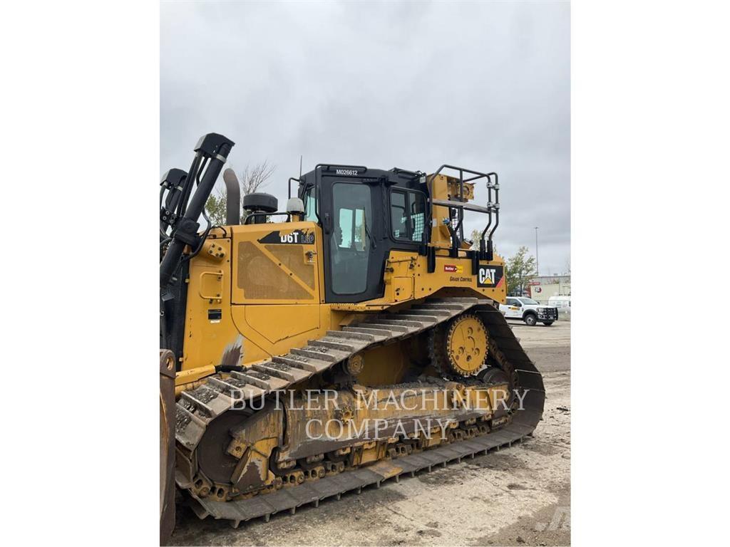 CAT D6TLGPVW بلدوزرات مجنزرة