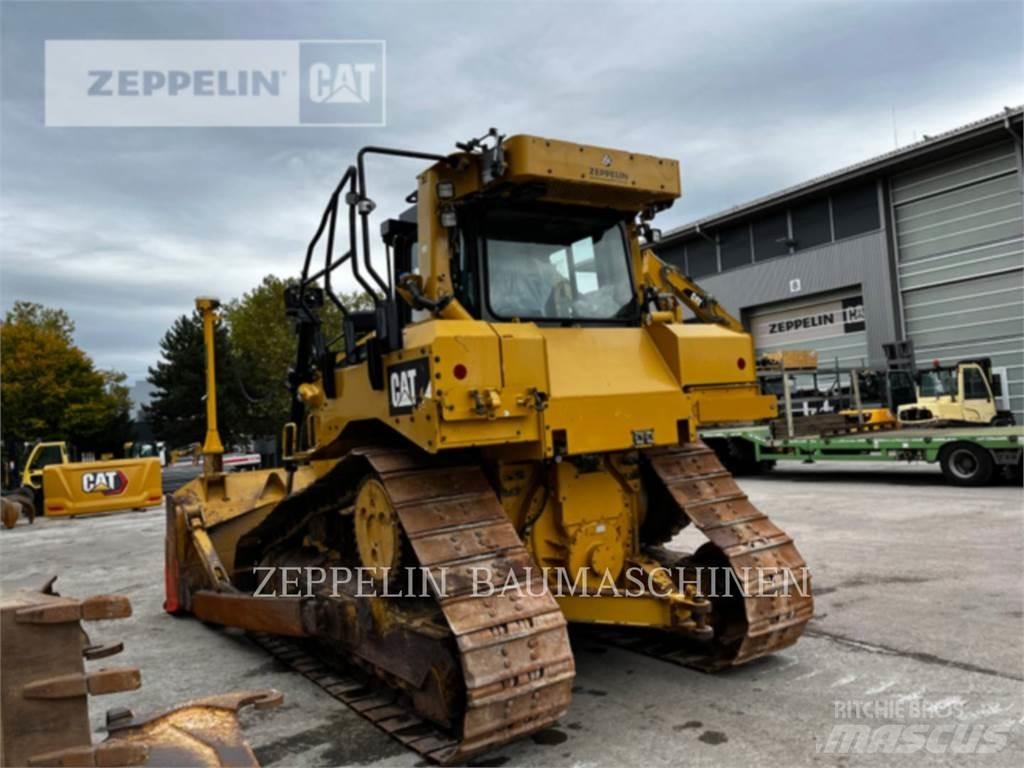 CAT D6TXL بلدوزرات مجنزرة