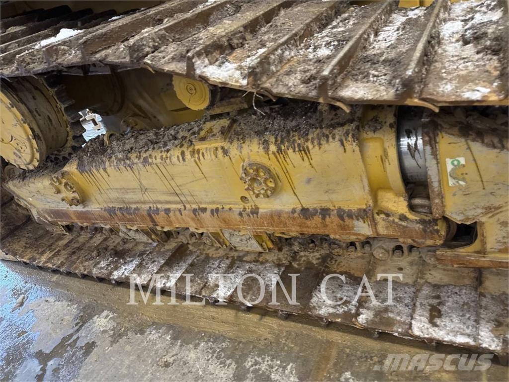 CAT D6VP بلدوزرات مجنزرة