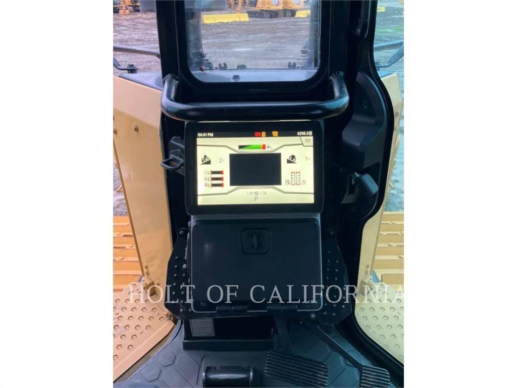 CAT D6XE LGP بلدوزرات مجنزرة