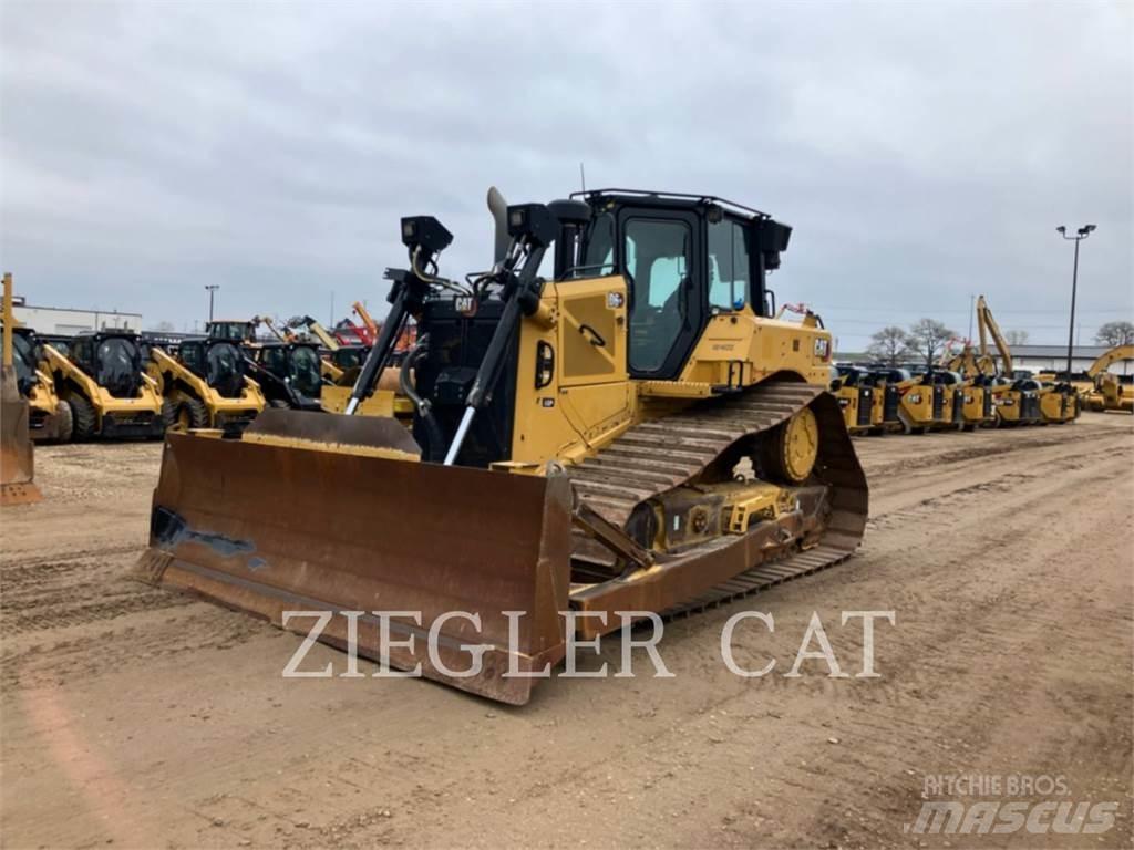 CAT D6XELGP بلدوزرات مجنزرة