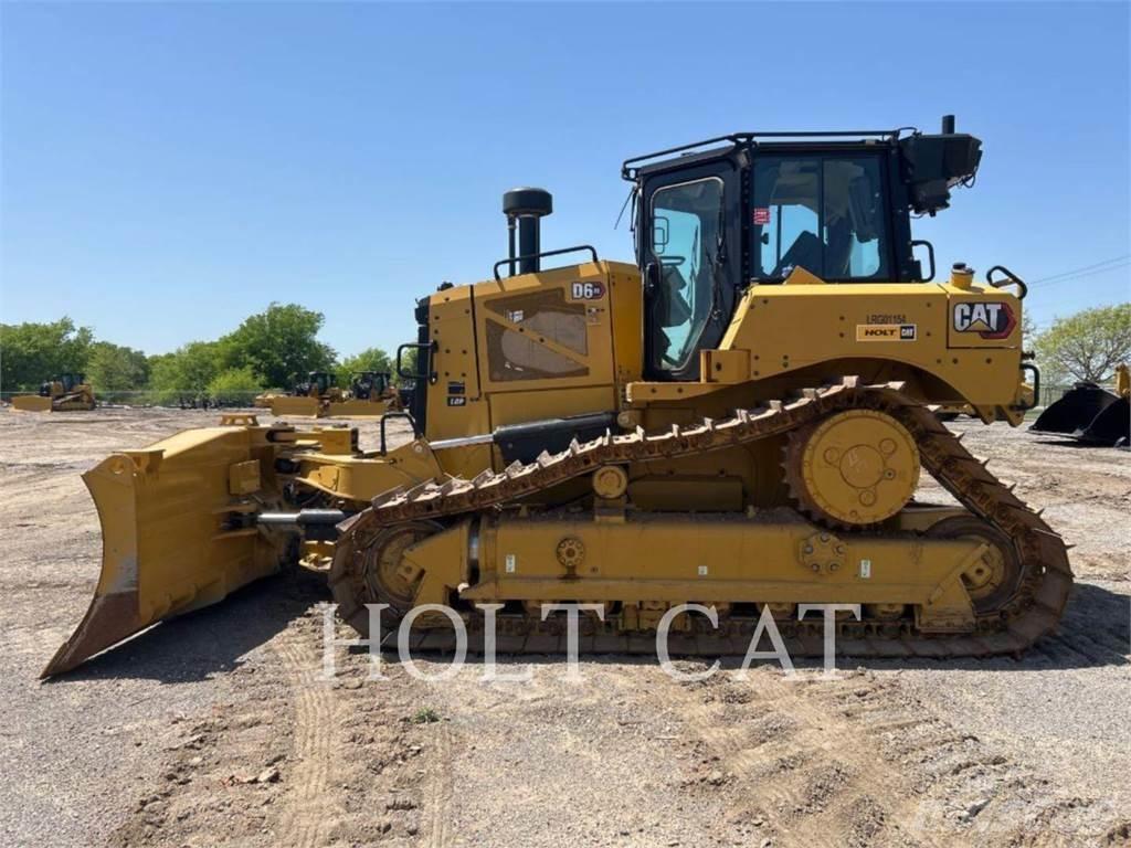 CAT D6XELGPVP3 بلدوزرات مجنزرة