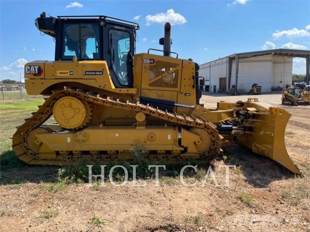 CAT D6XELGPVP3 بلدوزرات مجنزرة