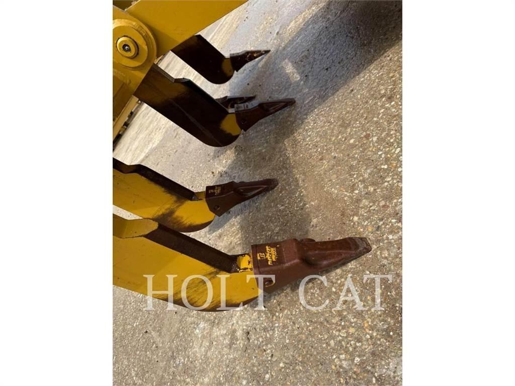 CAT D6XELGPVP3 بلدوزرات مجنزرة