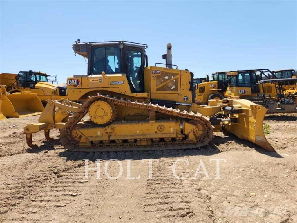 CAT D6XELGPVP3 بلدوزرات مجنزرة