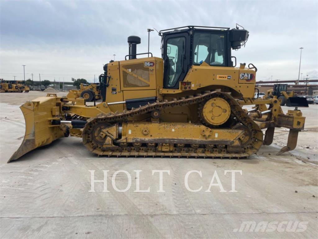 CAT D6XELGPVP3 بلدوزرات مجنزرة