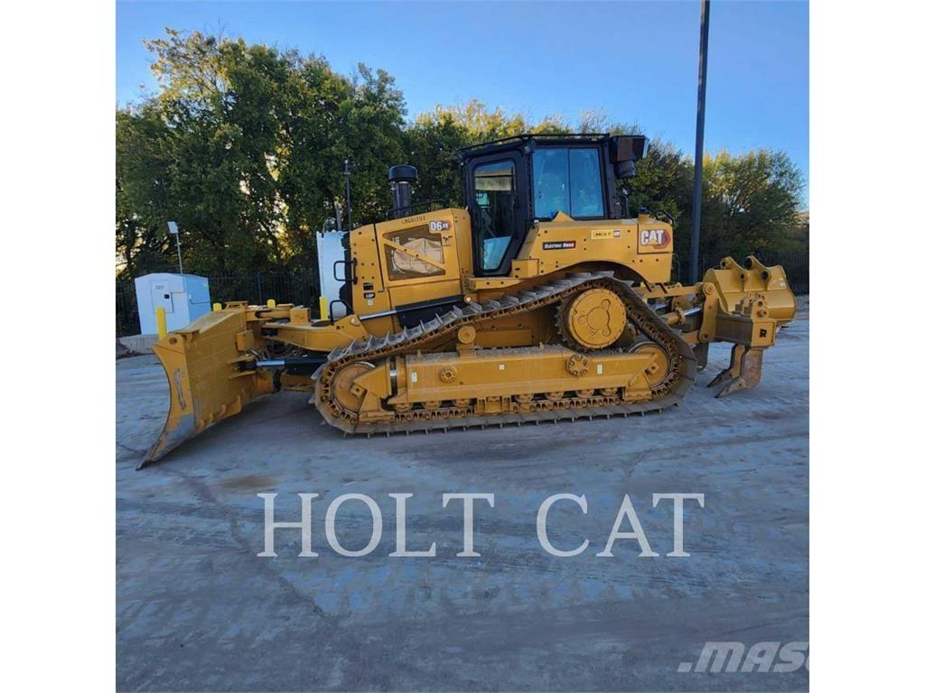 CAT D6XELGPVP3 بلدوزرات مجنزرة