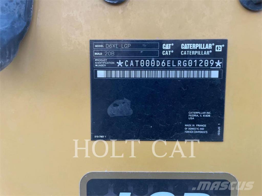 CAT D6XELGPVP3 بلدوزرات مجنزرة