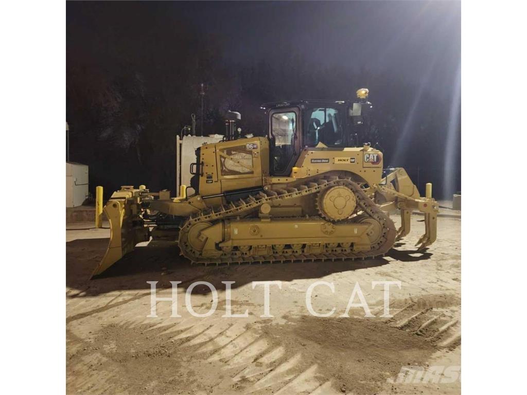 CAT D6XELGPVP3 بلدوزرات مجنزرة
