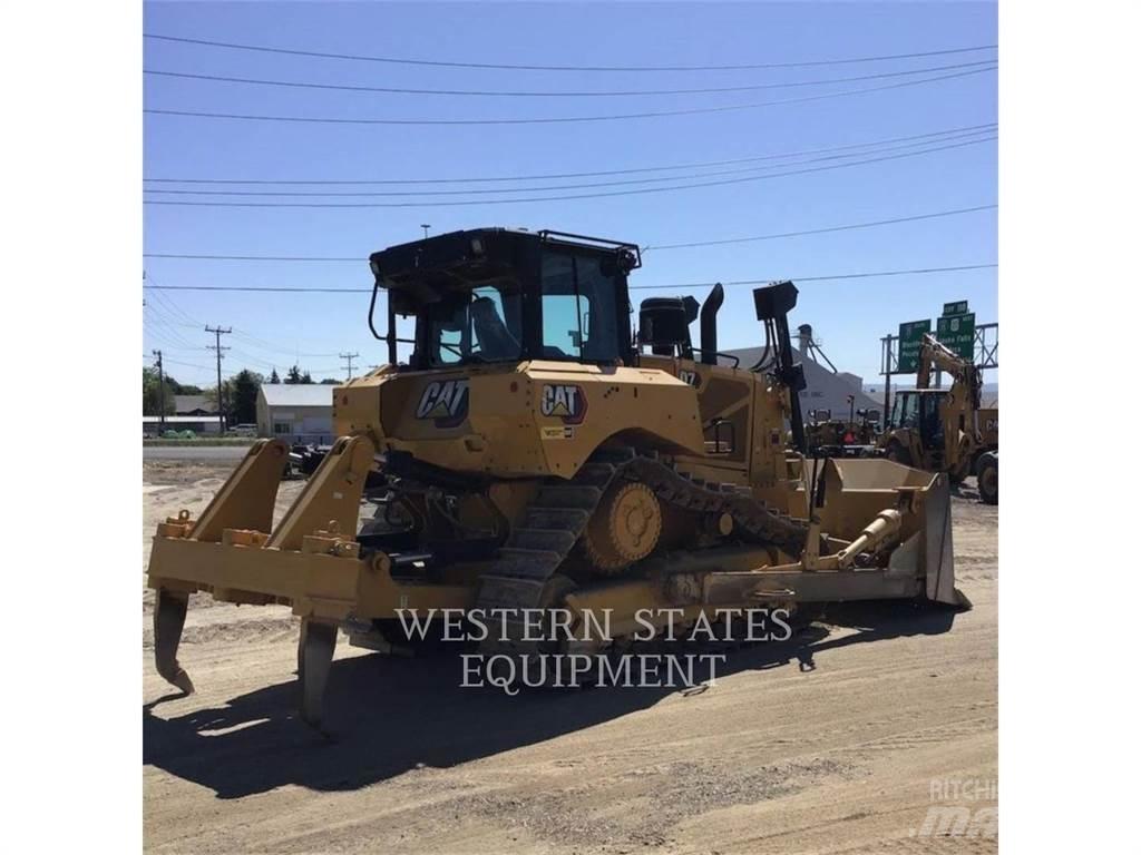 CAT D7 بلدوزرات مجنزرة