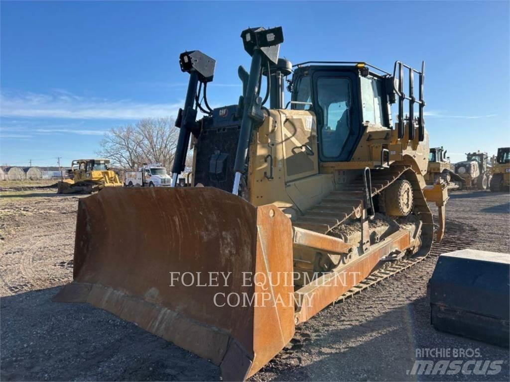 CAT D7-17SUX بلدوزرات مجنزرة