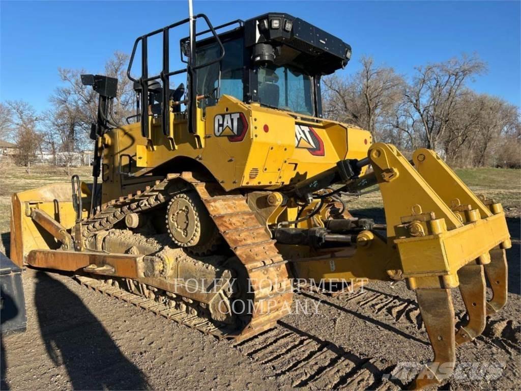 CAT D7-17SUX بلدوزرات مجنزرة