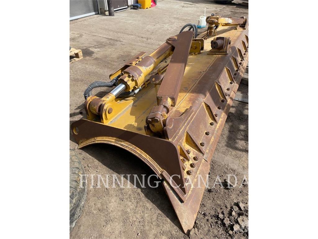 CAT D7E LGP بلدوزرات مجنزرة