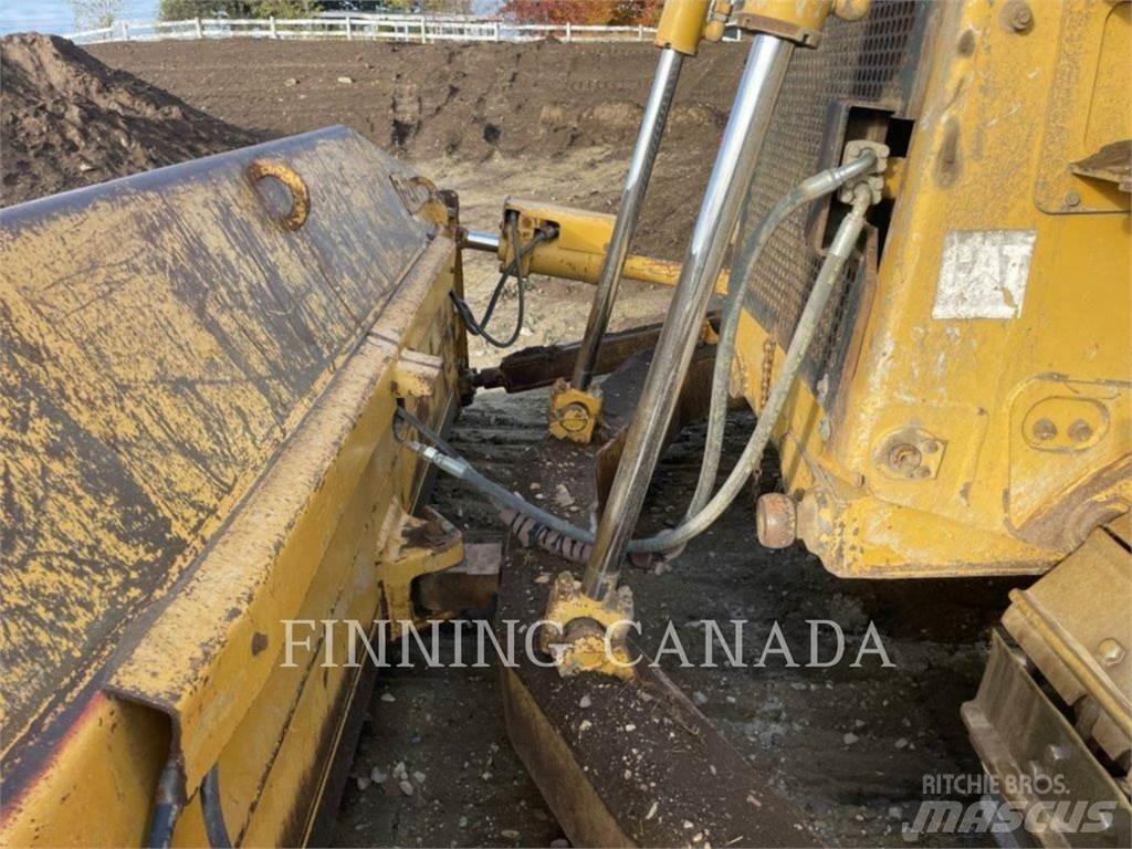 CAT D7R II بلدوزرات مجنزرة