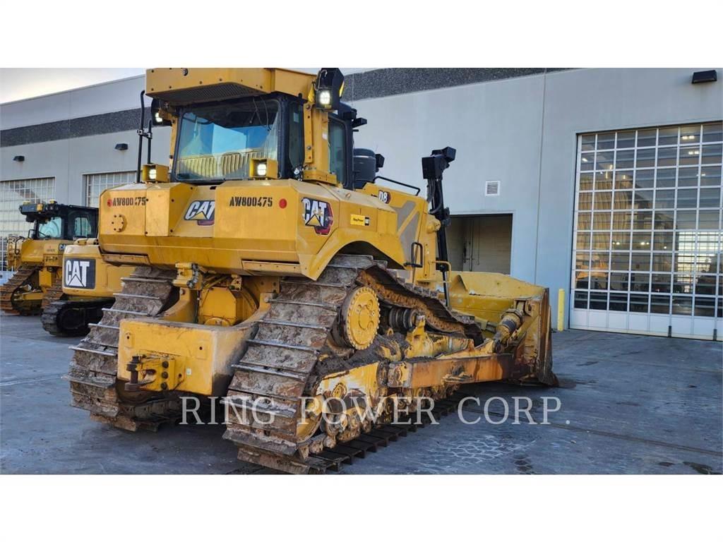 CAT D8 بلدوزرات مجنزرة